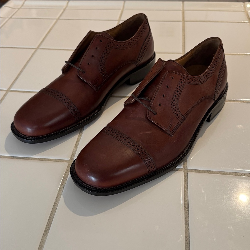 Bostonian Brown 9 1/2 M leather Shoe NWOT 🐈⬛
